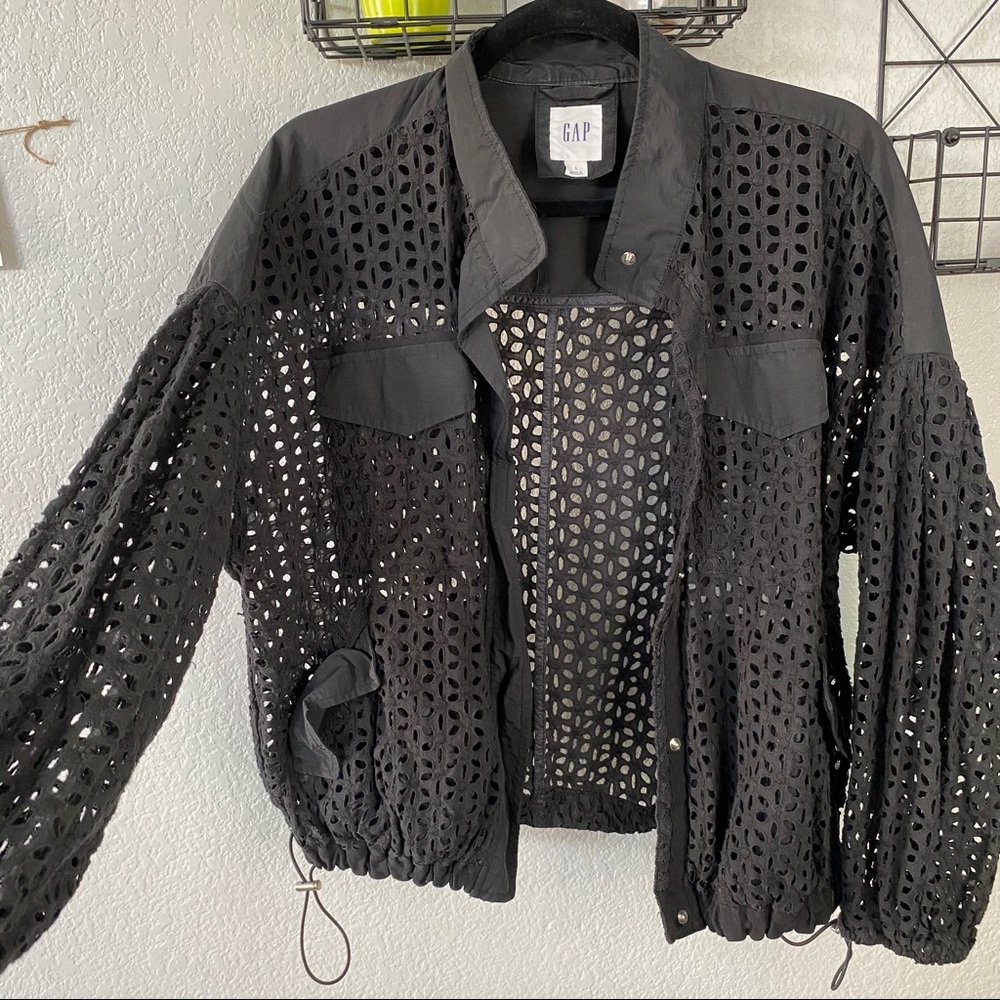 Gap jacket